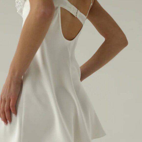 Bridal "Getting Ready" Outfit - Picture 7 of 9